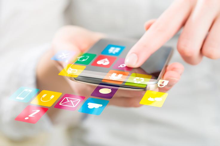 Aplikacije si tako kot ikone na računalniku uredite v smiselne mape ali pa vsaj v smiselno zaporedje. | Foto: Thinkstock