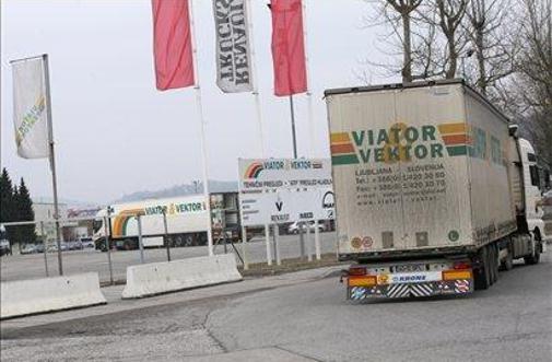 Delavci Viator & Vektorja tudi na policijo