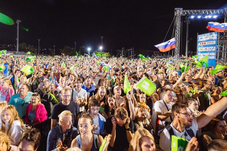 "Slovenija je pokazala in dokazala, da lahko izpelje tekme na najvišji ravni. Naša reprezentanca pa tako dobi priložnost, da v živo pokaže navijačem, česa so sposobni," poudarja Tomo Česen. | Foto: Jakob Bužan