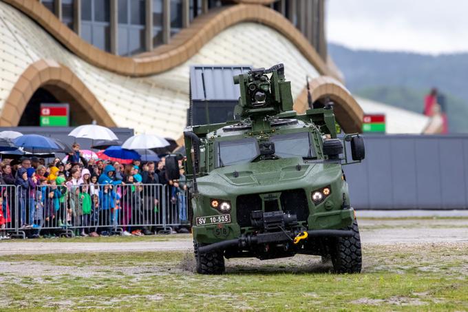 Lanskoletno dogajanje ob dnevu Slovenske vojske pred ljubljanskimi Stožicami. | Foto: Ministrstvo za obrambo