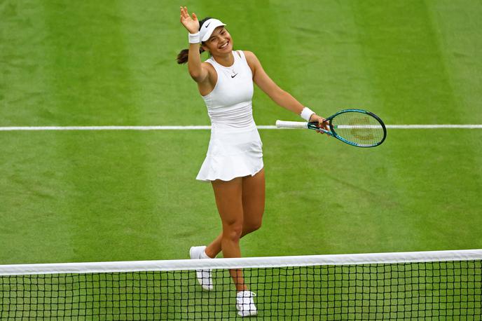 Wimbledon Emma Raducanu | Emma Raducanu je za napredovanje v tretji krog potrebovala 77 minut. | Foto Reuters
