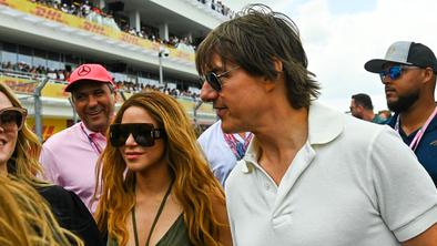 Shakira in Tom Cruise skupaj na Formuli 1: se med njima nekaj plete?