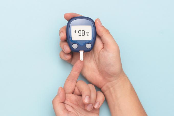 Sladkorna bolezen, krvni sladkor, aparat za merjenje sladkorja, glukoza, glukoza merilec | Foto: Shutterstock