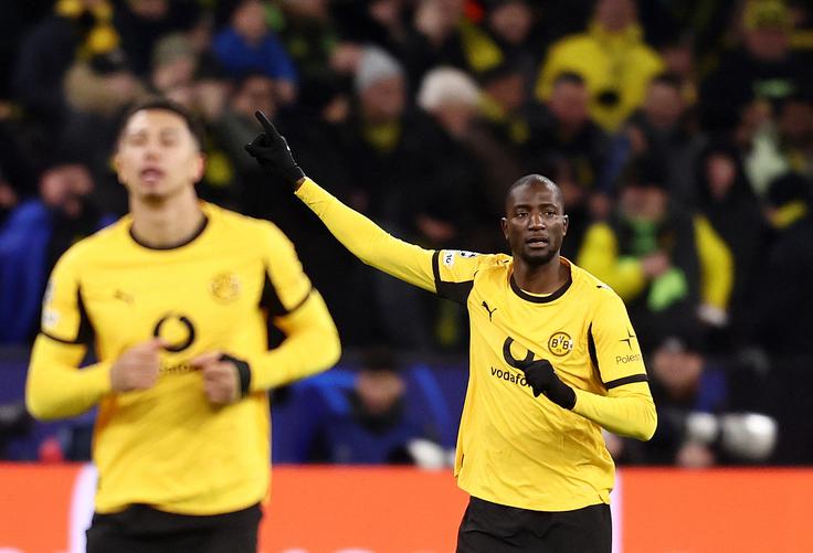Serhou Guirassy je popeljal Borussio Dortmund v vodstvo že po treh minutah. | Foto: Reuters