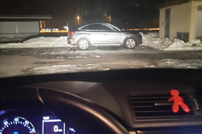 Audi Q5 pogrešani | Avto je v Celju pred trgovino Tuš Cash & Carry parkiran od sobote od pol devete ure zvečer.  | Foto Facebook/posnetek zaslona