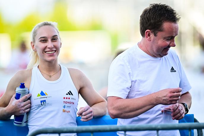 Janja Garnbret Roman Krajnik | Za koliko medalj se bo na olimpijskih igrah v Los Angelesu lahko potegovala najboljša športna plezalka na svetu Janja Garnbret? | Foto Grega Valančič