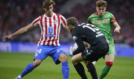 V živo: Oblakovi lovijo četrto zmago, Barcelona se je pred el clasicom rešila v sodnikovem dodatku