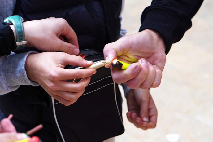 pirotehnika | V prazničnih razmerah se lahko hitro zgodijo nesreče. Takrat bomo morali uporabiti znanje prve pomoči, ki smo ga najverjetneje nazadnje obnovili ob opravljanju vozniškega izpita. | Foto Shutterstock