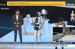 Robot na ruski televiziji v resnici moški v kostumu #video