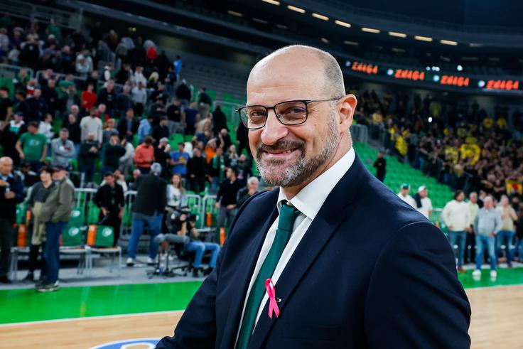 Zvezdan Mitrović je čestital varovancem. | Foto: Aleš Fevžer