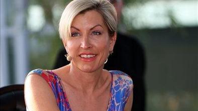 Kuhala nam je Heather Mills