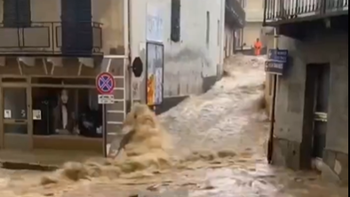 V severni Italiji poplave zahtevale nove žrtve #video