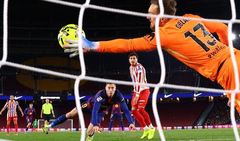 Čudežna obramba Jana Oblaka, ki je obnorela celo navijače Barcelone #video