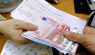 Kako redno Slovenci plačujejo položnice?
