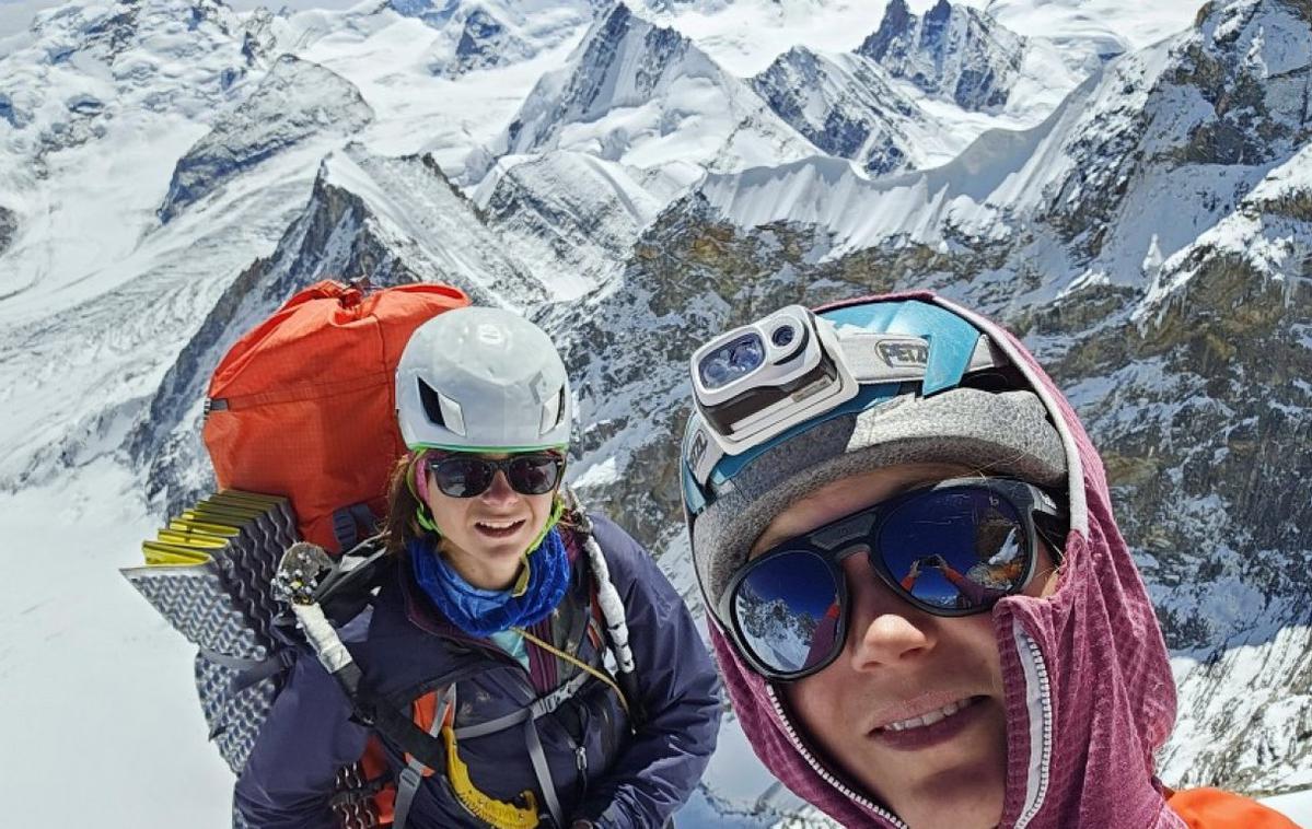 Anja Petek Patricija Verdev | Anja Petek in Patricija Verdev, ki sta septembra lani opravili prvi pristop na šesttisočak Lalung I po prvenstveni smeri in prečili goro, bosta prejeli posebno nagrado zlatega cepina za ženski alpinistični dosežek. 