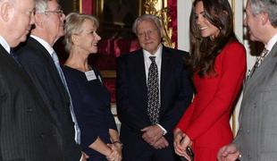Kate Middleton v reciklirani obleki gostila filmske zvezdnike