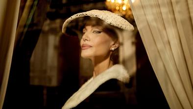 Maria: Angelina Jolie blesti kot slovita operna pevka