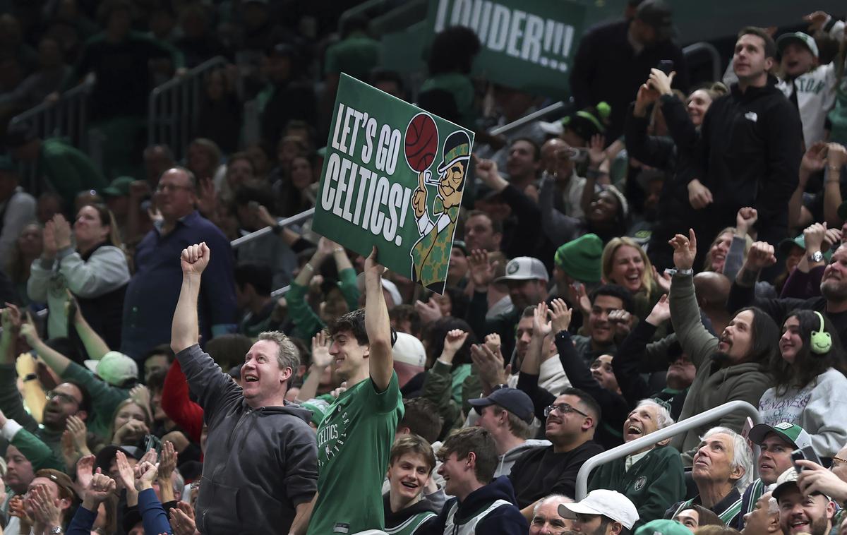Boston Celtics | Severnoameriška košarkarska liga NBA je odobrila prodajo Boston Celtics investicijski skupini, ki jo vodi Bill Chisholm. | Foto Guliverimage