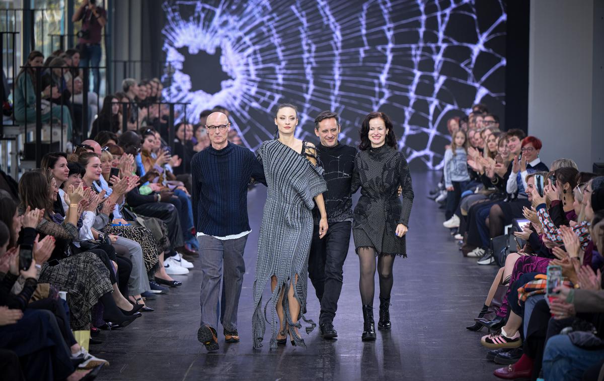 DRAŽ | Urška in Tomaž Draž pletilsko zgodbo pišeta že več kot 35 let. | Foto Jure Makovec