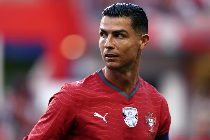 Ronaldo odigral zadnjo tekmo v domovini? Za Anglijo po dežju in strelah posijalo sonce.