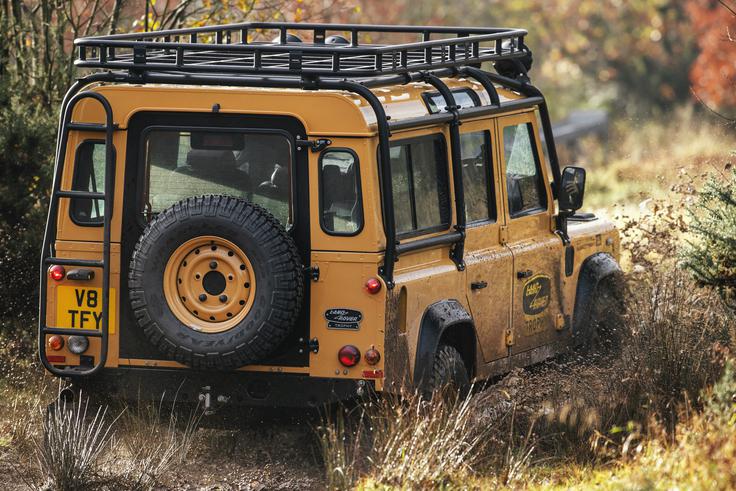 Land rover defender V8 trophy | Foto: Land Rover