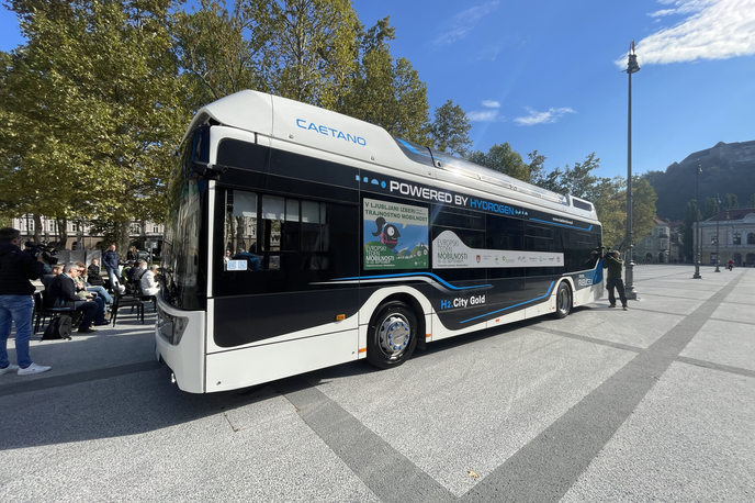 avtobus vodik LPP | Primer avtobusa na vodik med testno uporabo v Ljubljani. | Foto Gregor Pavšič