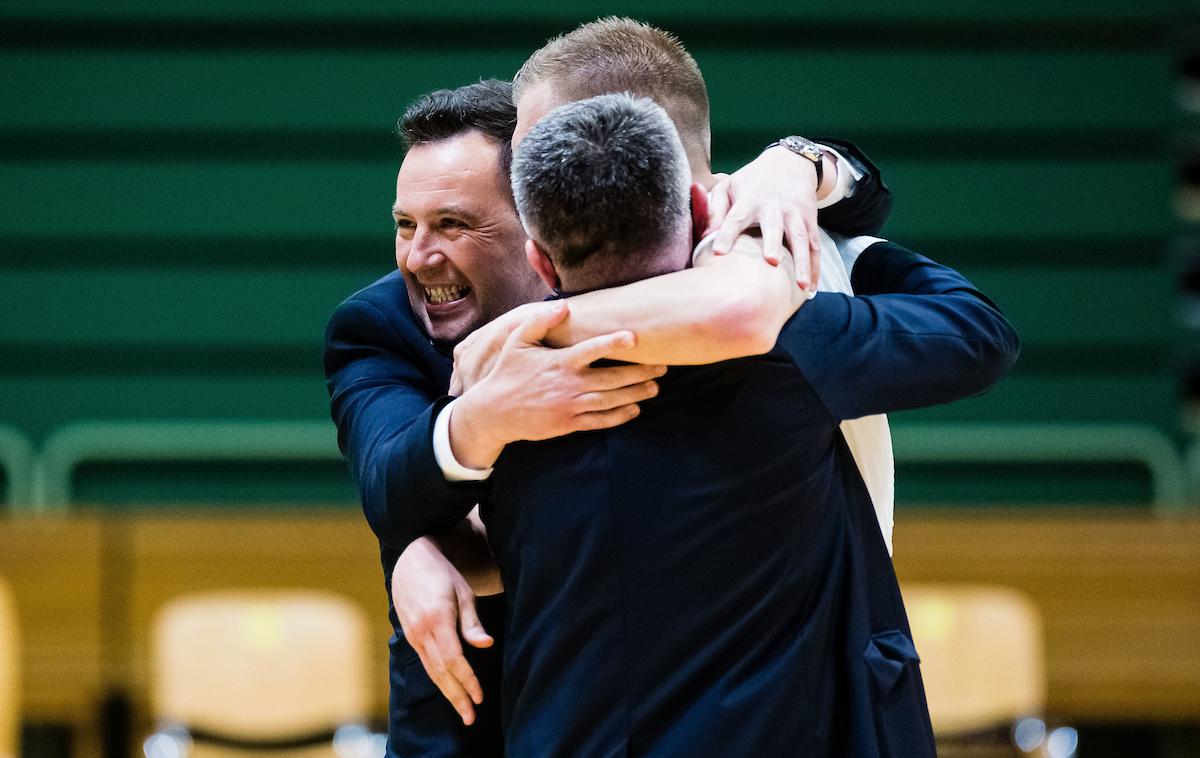 futsal, Slovenija : Latvija, 12. april 2021 | Selektor Tomi Horvat je presrečen, če testiranje na koronavirus postreže s prijetnimi novicami. | Foto Grega Valančič/Sportida