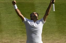 Federer po preobratu na maratonu s Čilićem v polfinale Wimbledona, Murrayja je namučil Tsonga