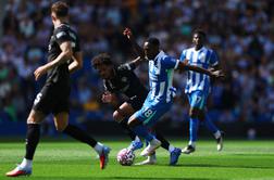 V živo: Manchester City v Brihtonu, danes derbi med Arsenalom in Liverpoolom