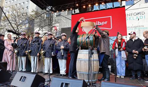 Martinovanje v Mariboru pritegnilo nepregledno množico