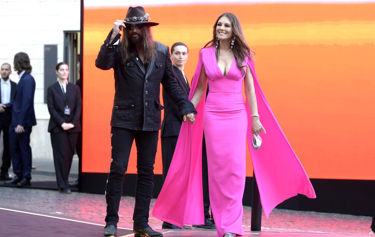 Billy Ray Cyrus; Elizabeth Hurley | Letos se je igralka tudi sveže zaljubila v glasbenika Billyja Raya Cyrusa.  | Foto Guliverimage