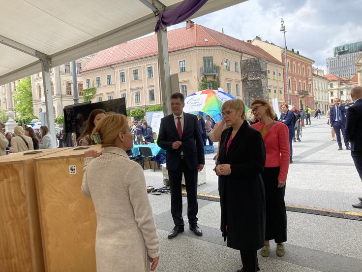 Namen programa, ki so ga ob dnevu Evrope pripravili na Kongresnem trgu, je udeležencem prikazati evropski zeleni dogovor v praksi, katerega osrednji cilj je do leta 2050 doseči neto ničelne emisije toplogrednih plinov. | Foto: R. K.