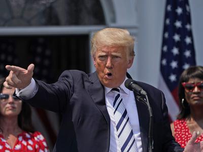 Trump poslal resno opozorilo Zelenskemu: Ne počni tega