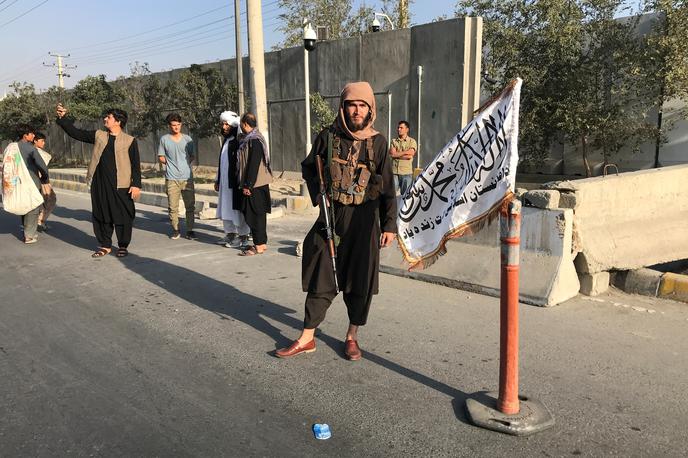 Talibani Kabul | Banu Nagar je kot policistka delala v lokalnem zaporu. Trije moški so po besedah sorodnikov vdrli v hišo, jo preiskali in nato zvezali družino.  | Foto Reuters