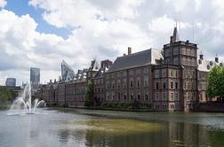 Oblikovanje vladne koalicije na Nizozemskem zaenkrat v slepi ulici