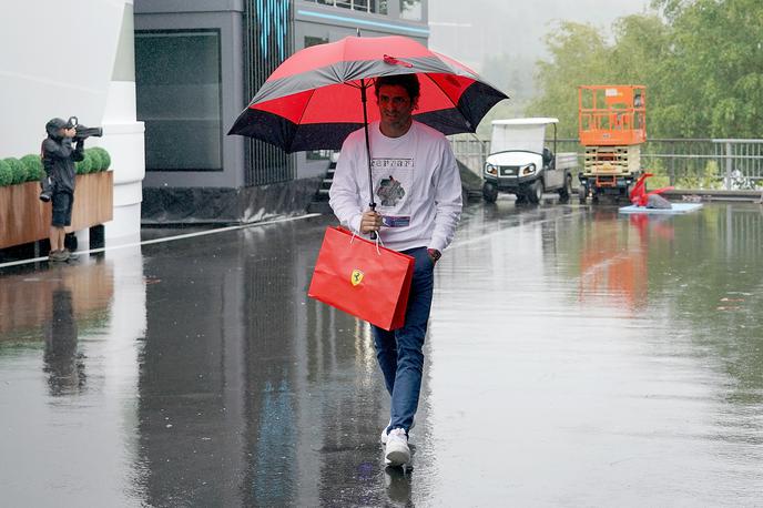 Spa-Francorchamps dež | Hladno in deževno vreme je v Ardenih pozdravilo dirkače formule 1. | Foto Guliverimage