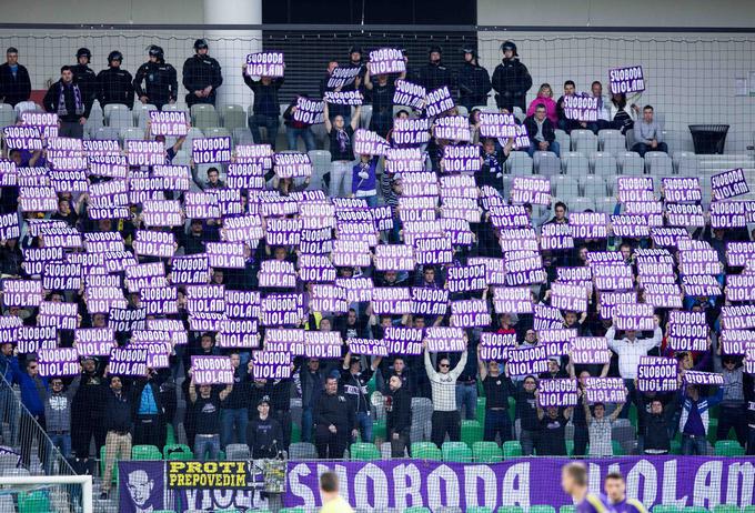 Najglasnejši navijači Maribora bodo v Stožicah zasedli sektor D na južni tribuni. | Foto: 