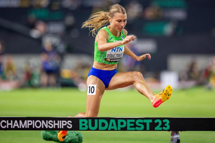 SP atletika Maruša Mišmaš Zrimšek | Maruša Mišmaš Zrimšek že opravlja lažje treninge. | Foto Peter Kastelic/AZS