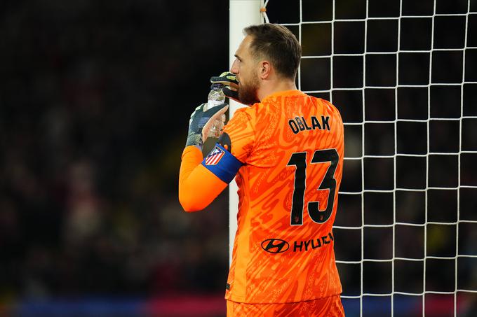 Jan Oblak je bil kapetan Atletica na gostovanju v Barceloni, saj je Koke v igro vstopil šele v drugem polčasu. | Foto: Guliverimage