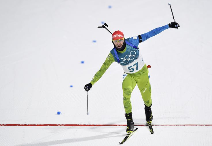 "Kolajna na olimpijskih igrah je krona vsega. Predvsem po tem, ko sem bil bolan, sem bil že zelo zaskrbljen. Spraševal sem se, ali bo telo zdržalo. Zdaj je. Imam kolajno," je v Južni Koreji povedal nezgrešljivi Fak.  | Foto: Reuters