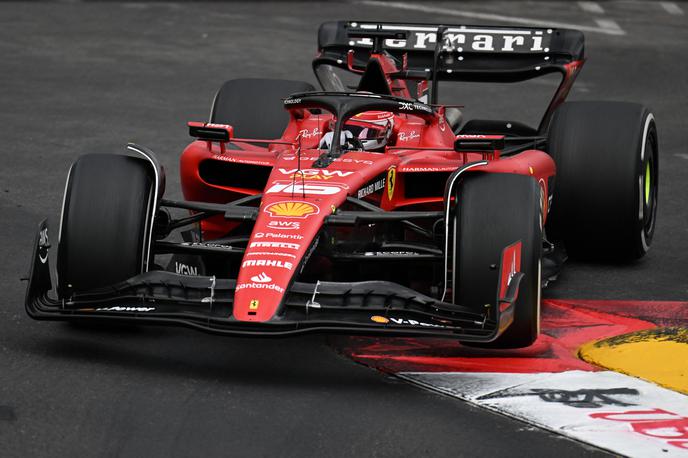 Monako Charles Leclerc Ferrari | Charles Leclerc nad hitrostjo Ferrarija počasi že obupuje. | Foto Reuters