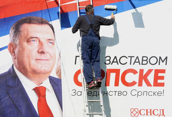 Kljub nekaterim namigom je Milorad Dodik dokazal, da ima močno volilno bazo. | Foto: Reuters
