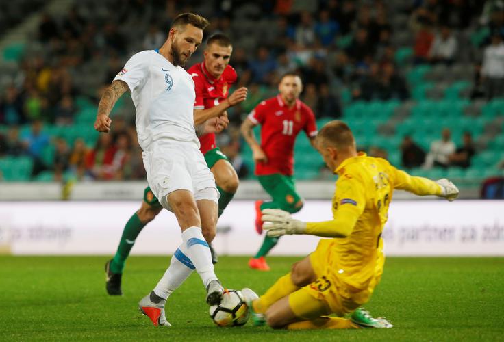Za Slovenijo je nazadnje zaigral septembra lani na tekmi lige narodov proti Bolgariji v Stožicah. Če bo zaigral v petek proti Poljski, bo med njegovim 37. in 38. reprezentančnim nastopom minilo natanko 365 dni. | Foto: Reuters
