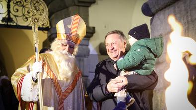 V Ljubljani že dočakali Miklavža #foto #video