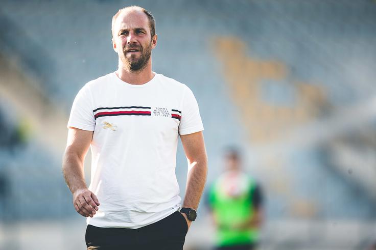 V petek bo skušal še drugič v tej sezoni spraviti v slabo voljo nekdanjega sodelavca pri Radomljah Oskarja Drobneta.  | Foto: Grega Valančič/Sportida
