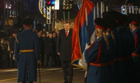 Dodik državno odlikovanje podelil Viktorju Orbanu