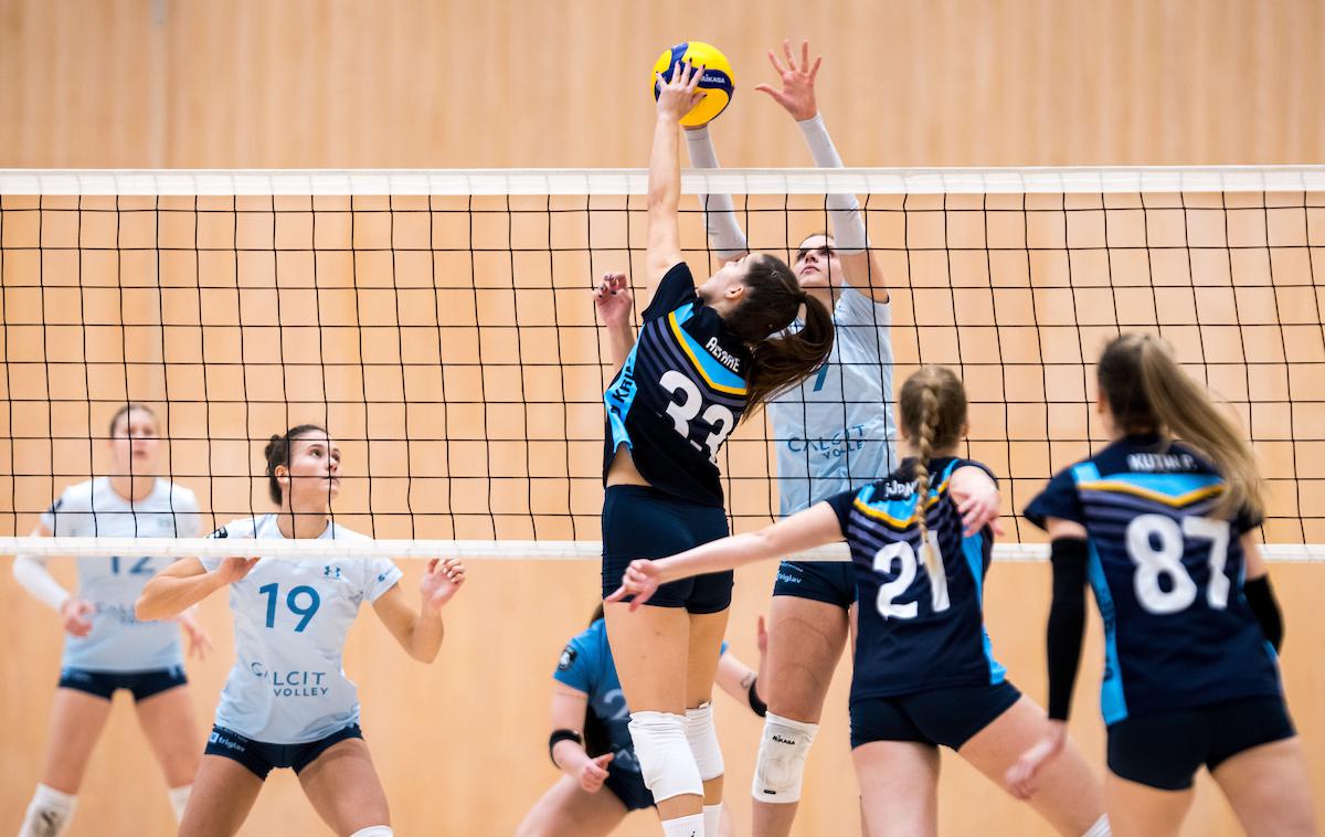 1. DOL: Krim - Calcit Volley | Kamničanke so na gostovanju pri Krimu zmagale s 3:0 v nizih. | Foto Matic Klanšek Velej/Sportida