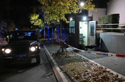 V Srbiji razglasili najvišjo stopnjo pripravljenosti: teroristični napad pred izraelskim veleposlaništvom