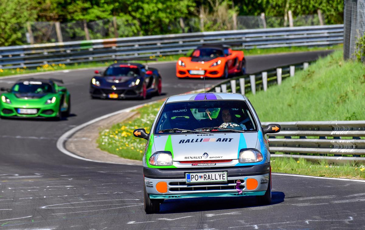 Nordschleife | Slovenski renault clio na stezi Nordschleife na severozahodu Nemčije | Foto Nurburgring
