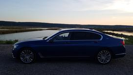 BMW M760 li